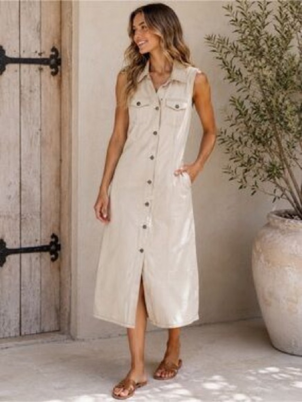 House of Harlow 1960 Sleeveless Button-Front Midi Dress in Beige